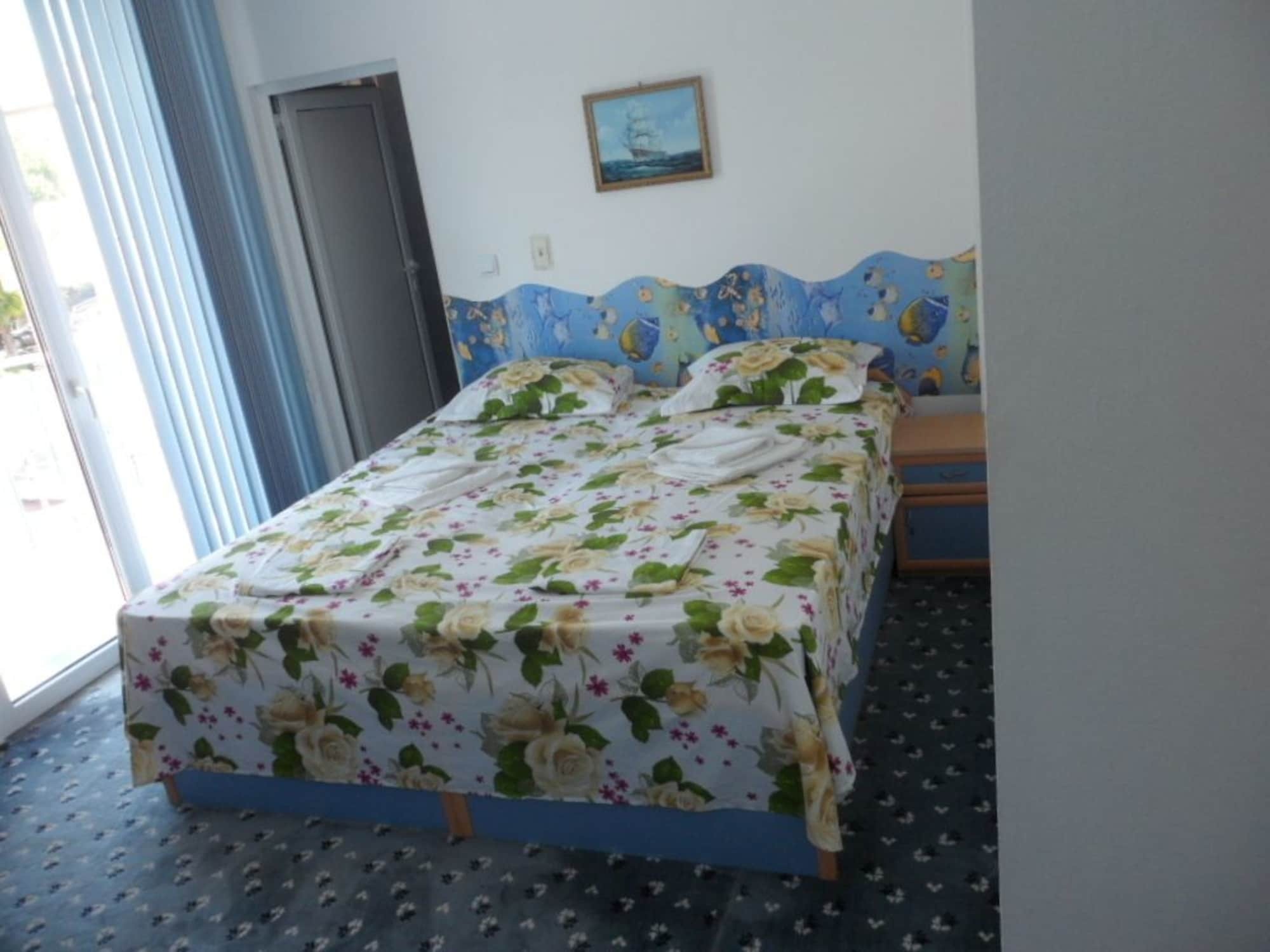 Sianie Guest House Ravda Exterior foto